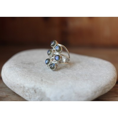 Кольцо с лабрадоритом 